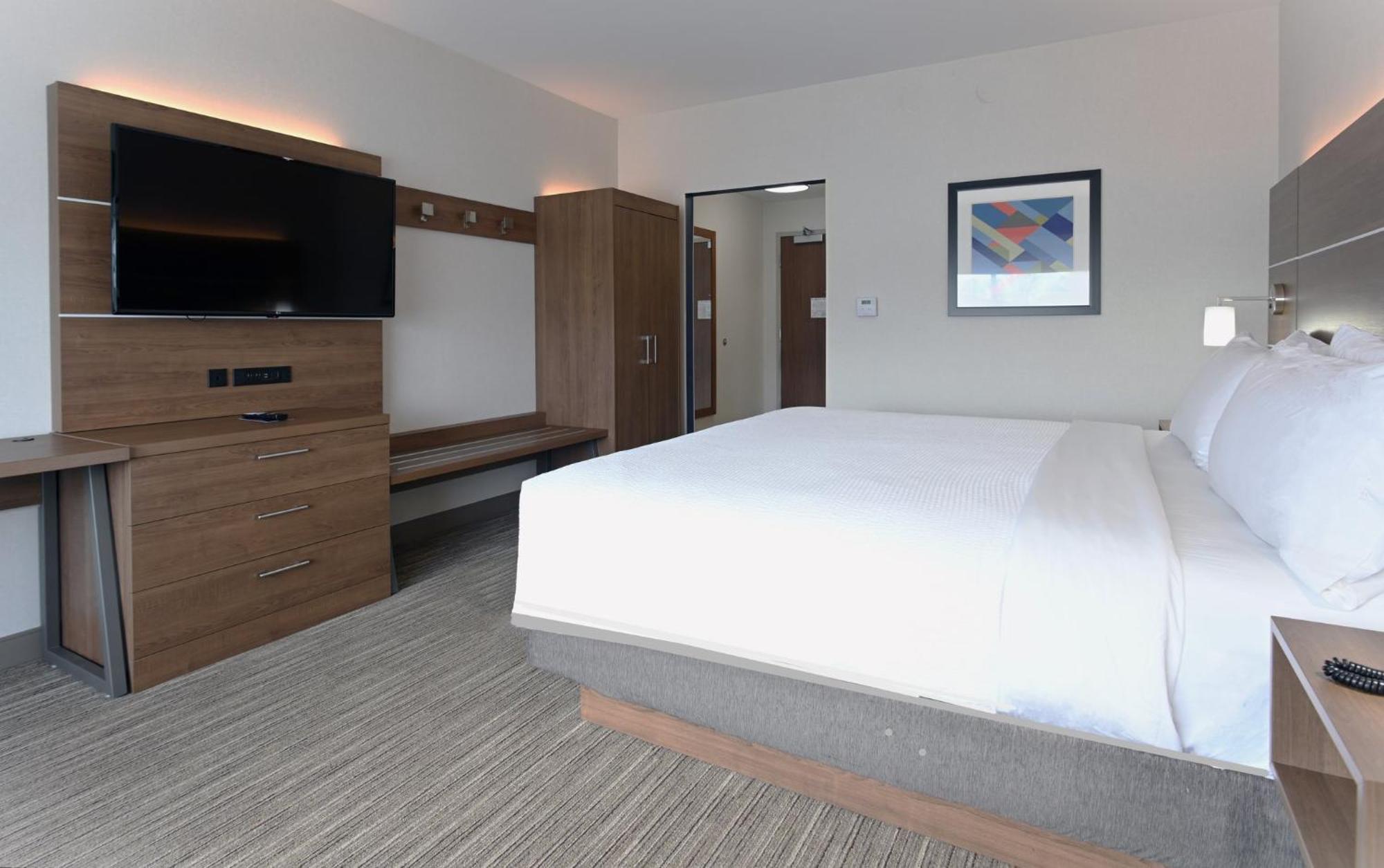 Holiday Inn Express & Suites - Aurora By Ihg Dış mekan fotoğraf