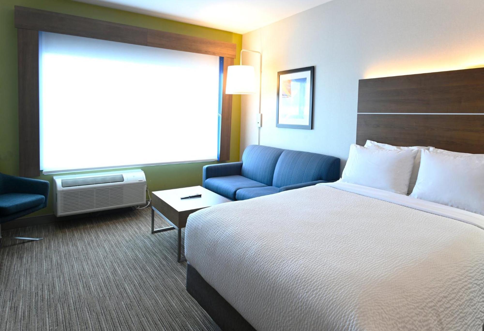 Holiday Inn Express & Suites - Aurora By Ihg Dış mekan fotoğraf