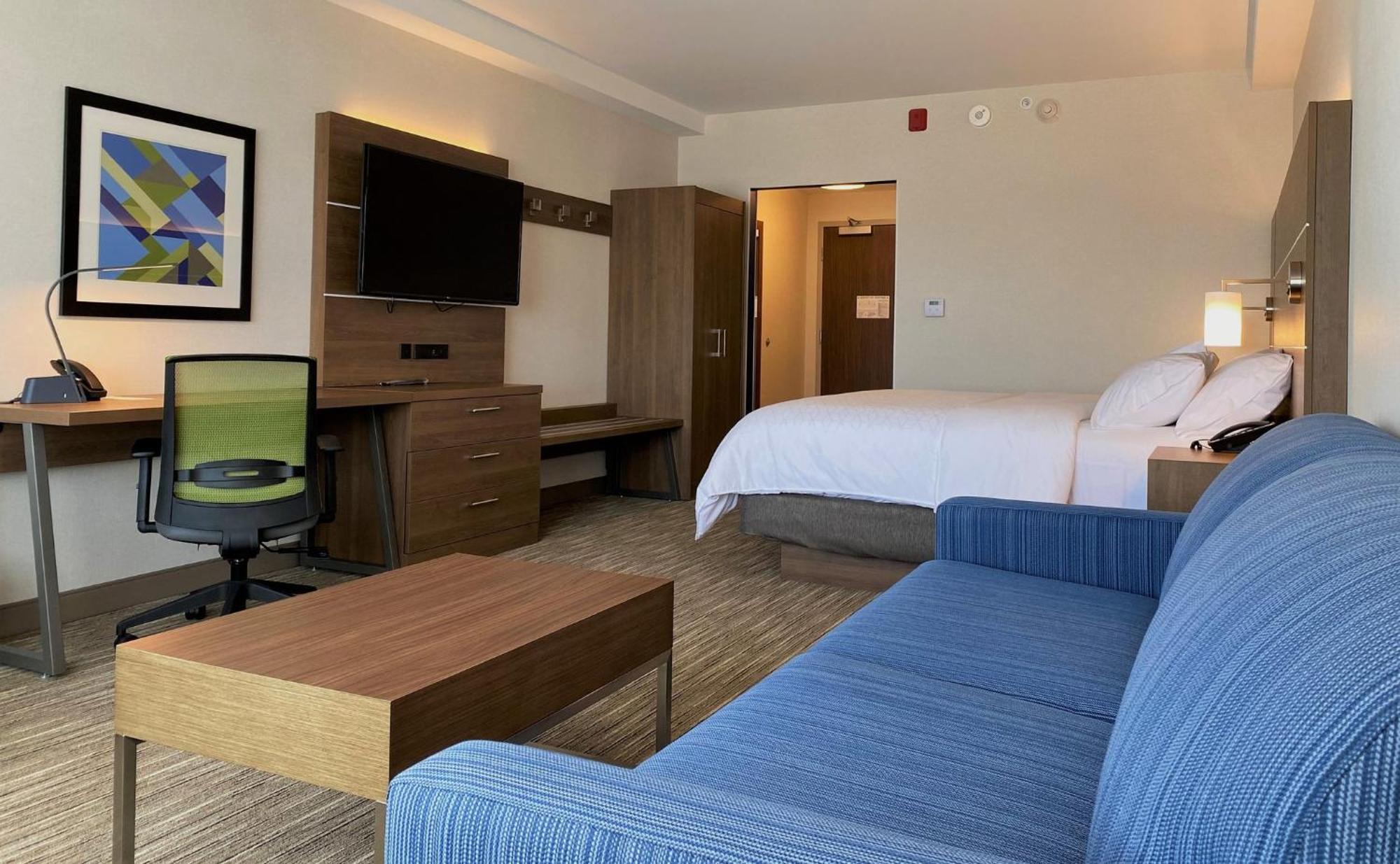 Holiday Inn Express & Suites - Aurora By Ihg Dış mekan fotoğraf